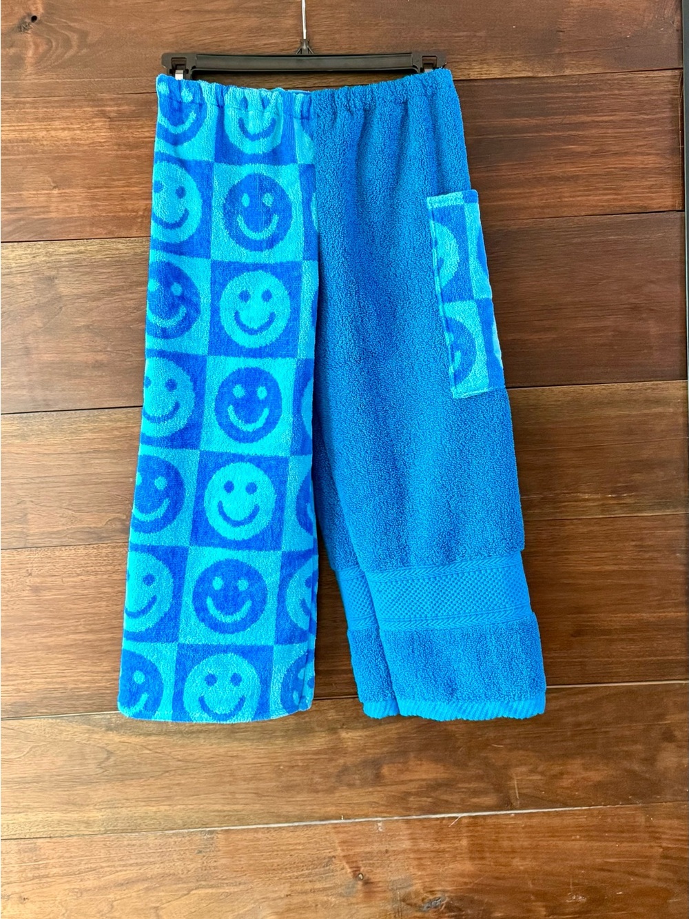 Towel pants blue smiles